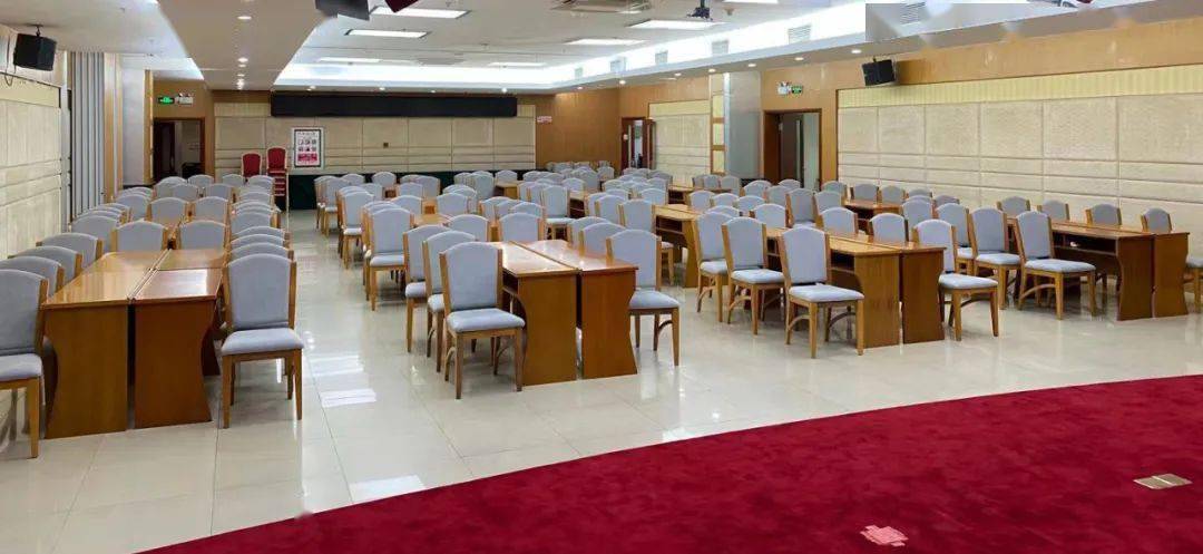 專業宴會服務與會議解決方案 島嶼式布局，B會議室，30人容納